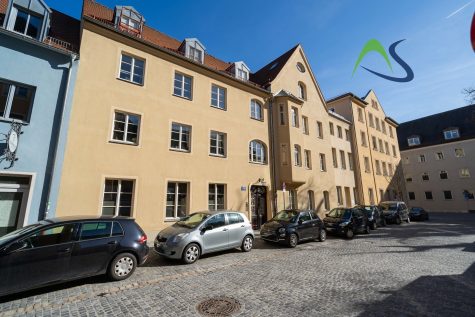 Modernisierte 3-ZKB-Wohnung mit EBK und kleiner Terrasse in der östlichen Altstadt, 93047 Regensburg, Etagenwohnung