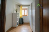 Verkauf eines außergewöhnlichen Einfamilienhauses in Wörth an der Donau - Kinderzimmer - OG